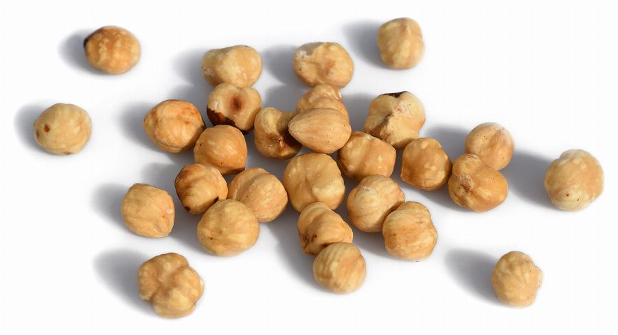 Organic Hazelnuts, blanched and roasted